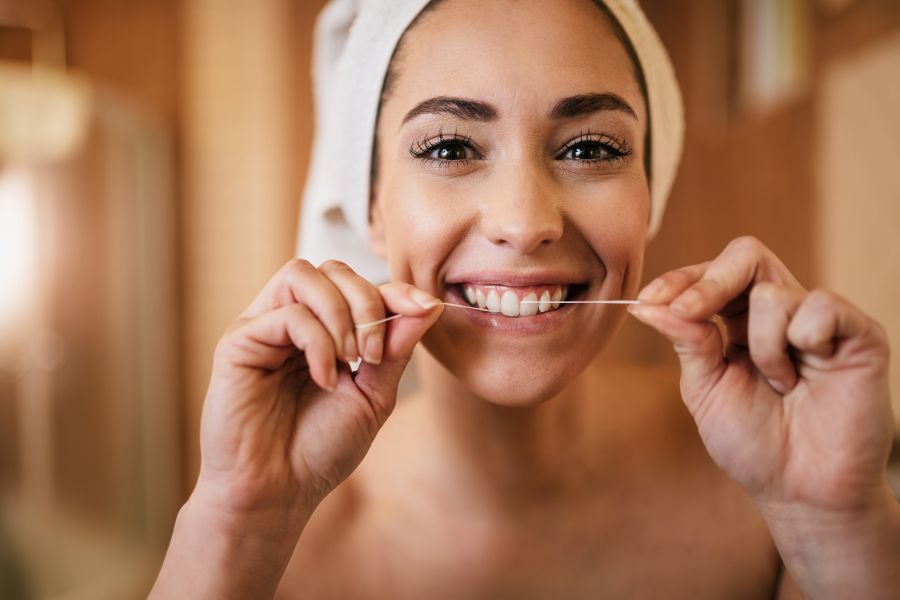 Flossing with Clear Aligners